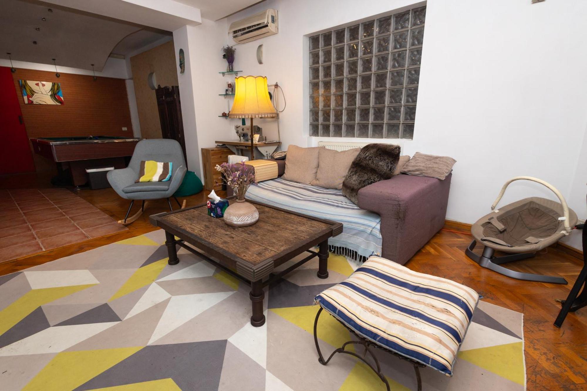 Shared Retro Vintage Luxury Apartment Bucureşti Exterior foto